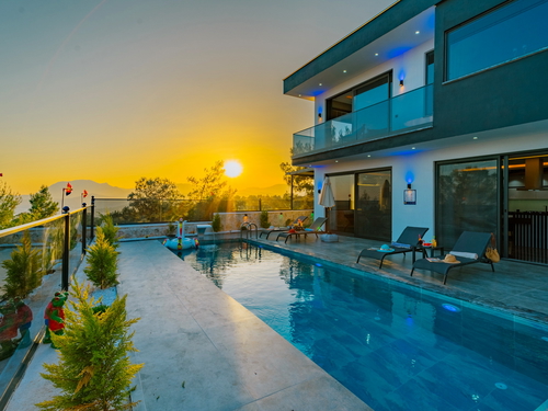 gece - Kasım
| Kaş Kalkan Çavdır’da Muhafazakar ve Lüks Villa Tatili